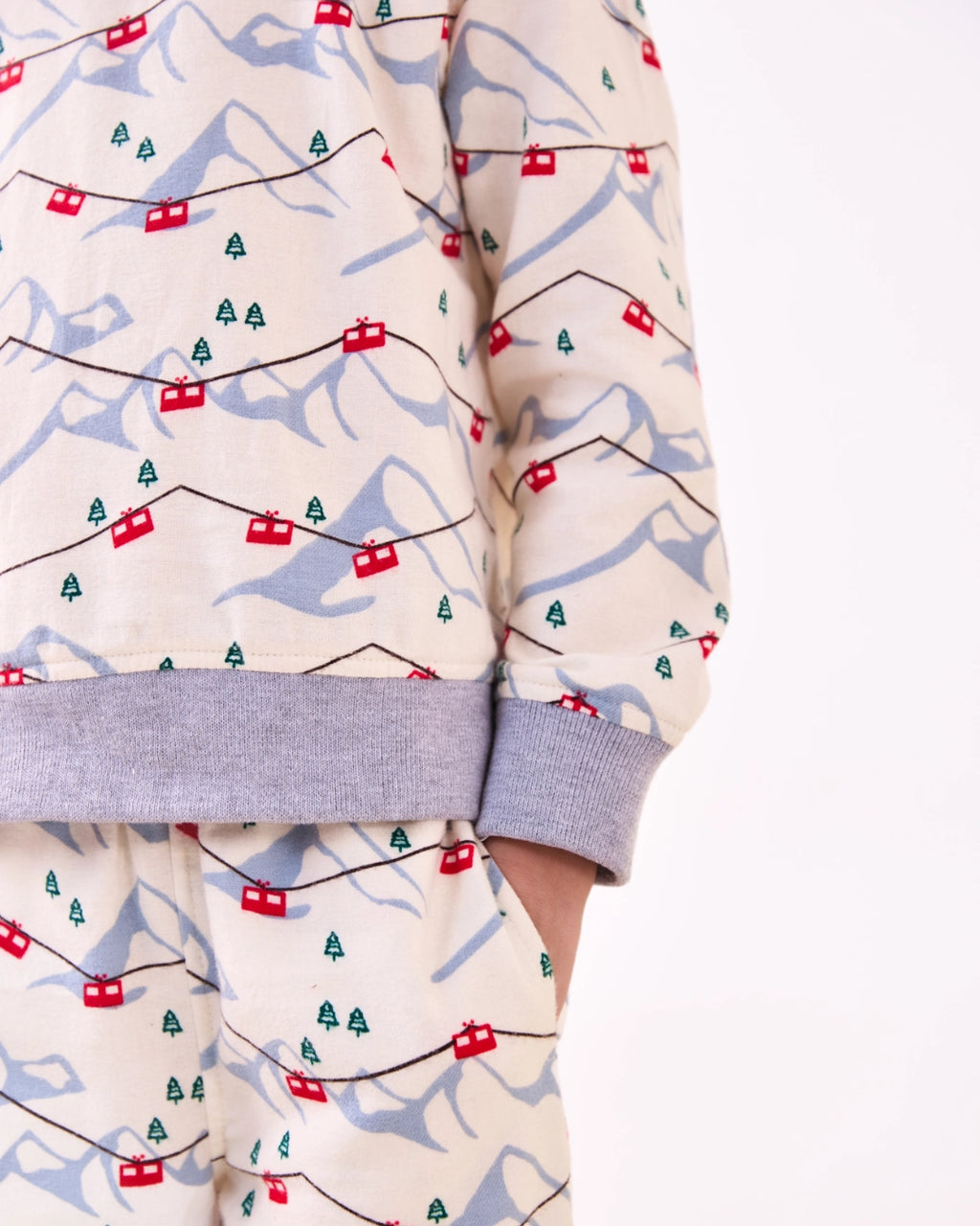 Holiday Gift Print Night Suit